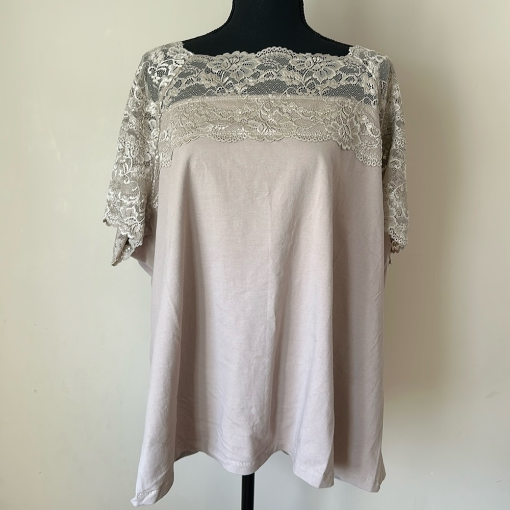 Lace neckline top